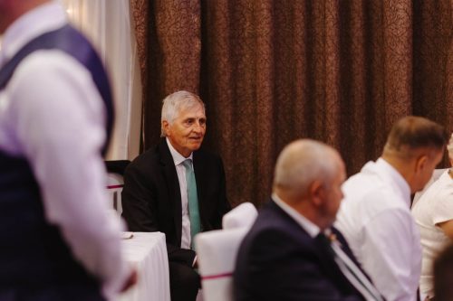 DM-550